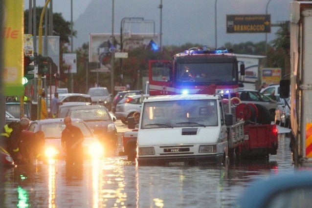 re201xoox 20091001.jpg