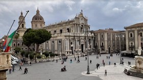 bANDIERE A MEZZ'ASTA