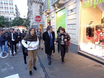 Passeggiata antiracket Bianco