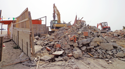 Demolizioni opere abusive Oasi del Simeto 07.08.2012