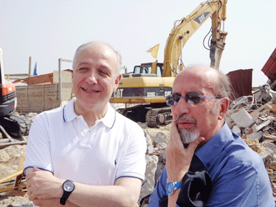 Demolizioni opere abusive Oasi del Simeto 07.08.2012: il Sindaco Raffaele Stancanelli e il Procuratore Aggiunto Giuseppe Toscano