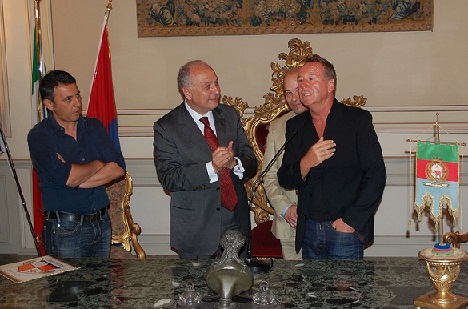 Sindaco Raffaele Stancanelli e Jim Kerr