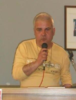 Poeta Giuseppe Ximenes al Castello Leucatia