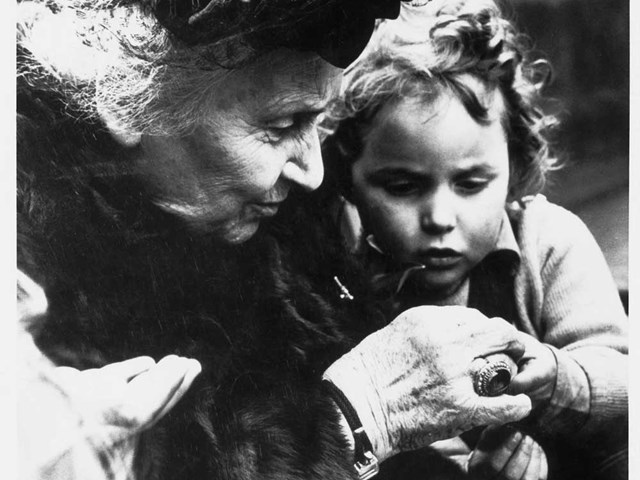 b 1.maria-montessori-e-un-bimb web.jpg
