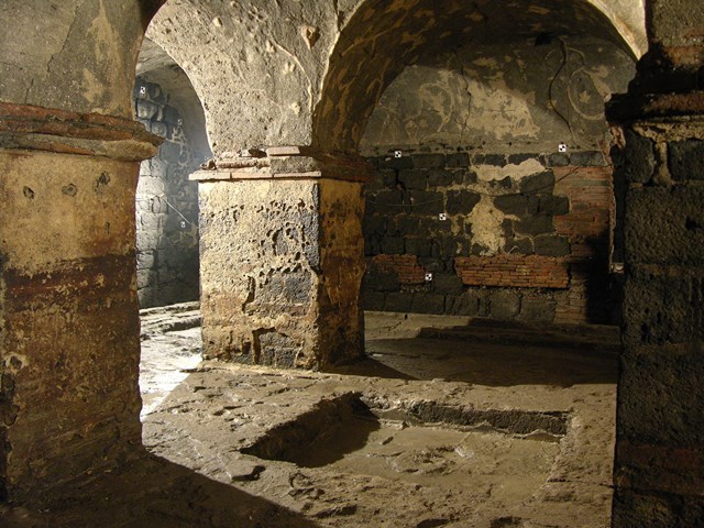 terme achilleane 04.05.2005 026.jpg