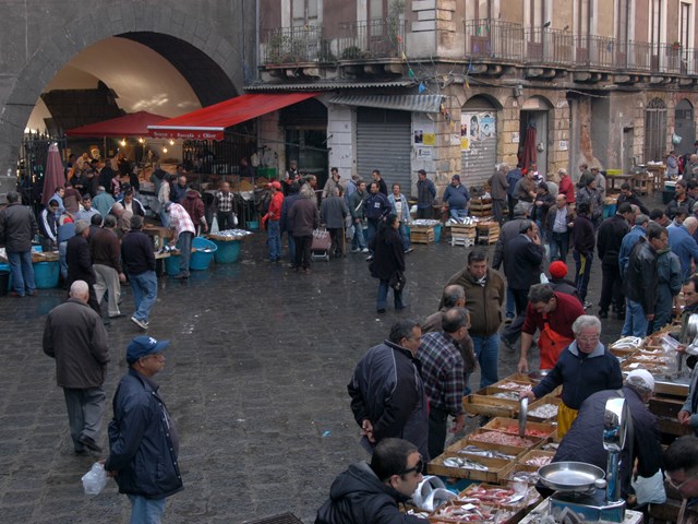 21 - dsc 0093 pescheria panoramica dai canali.jpg