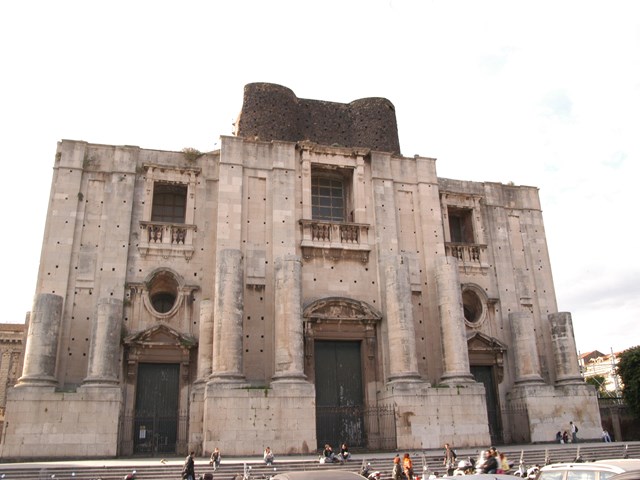 piazza dante dsc 0163.jpg